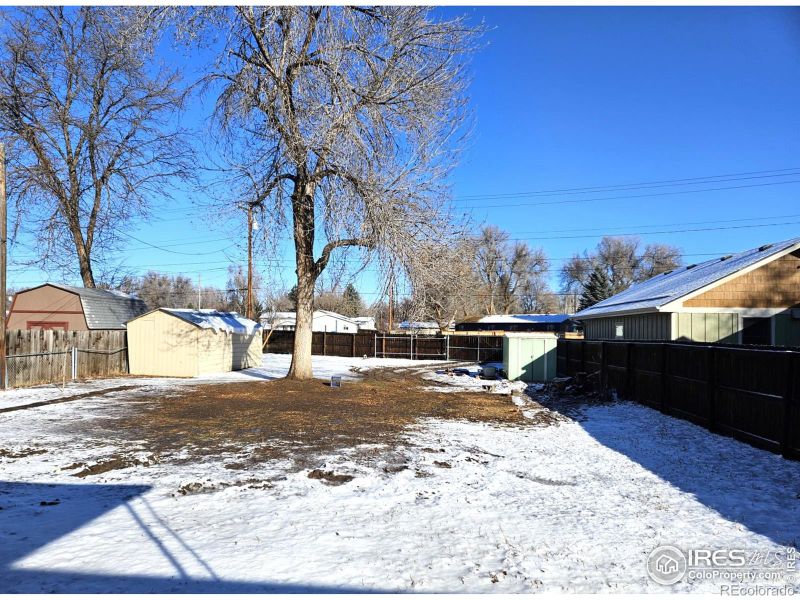 913 W 8th St, Loveland, CO 80537