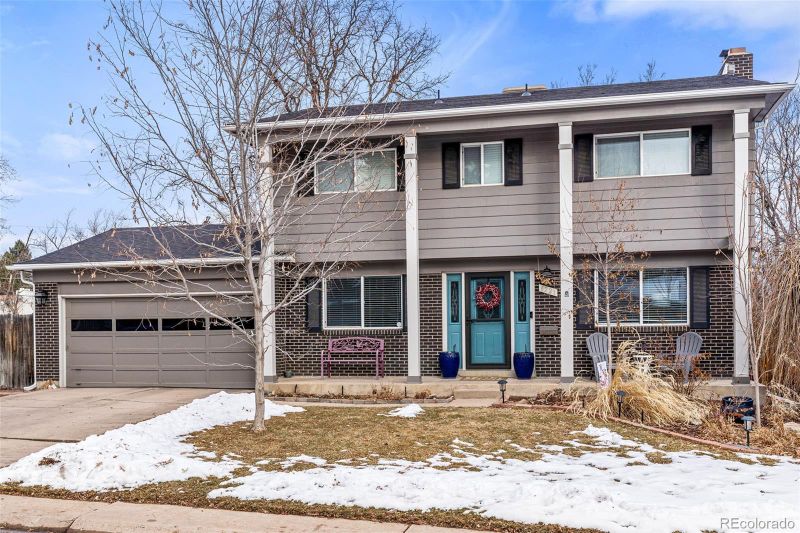 6221 S Adams Dr, Centennial, CO 80121