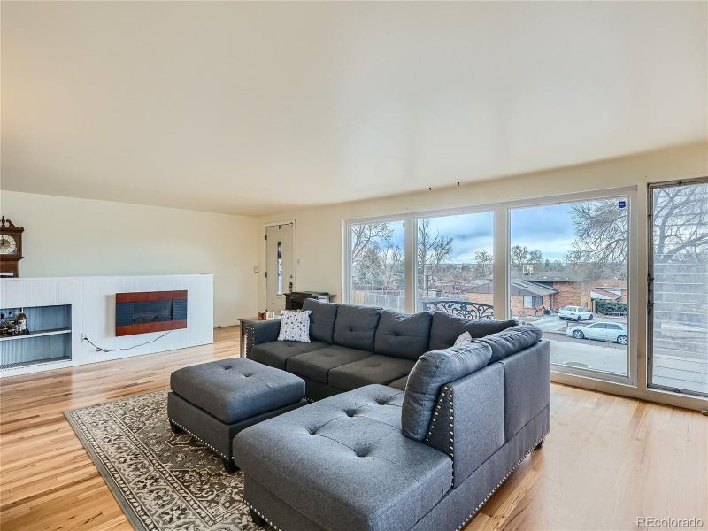 841 E 83rd Pl, Denver, CO 80229