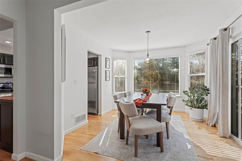 7156 Newhall Dr, Highlands Ranch, CO 80130