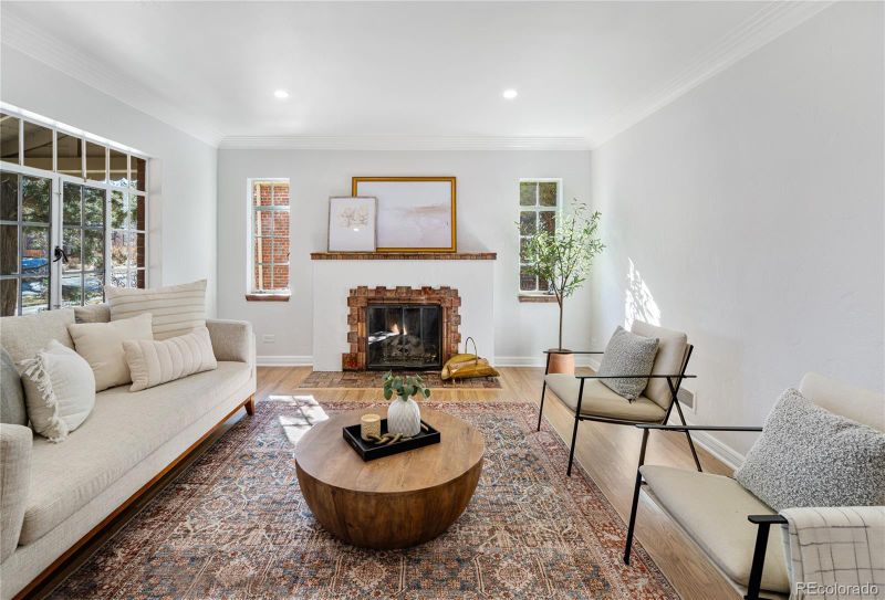 2235 Locust St, Denver, CO 80207