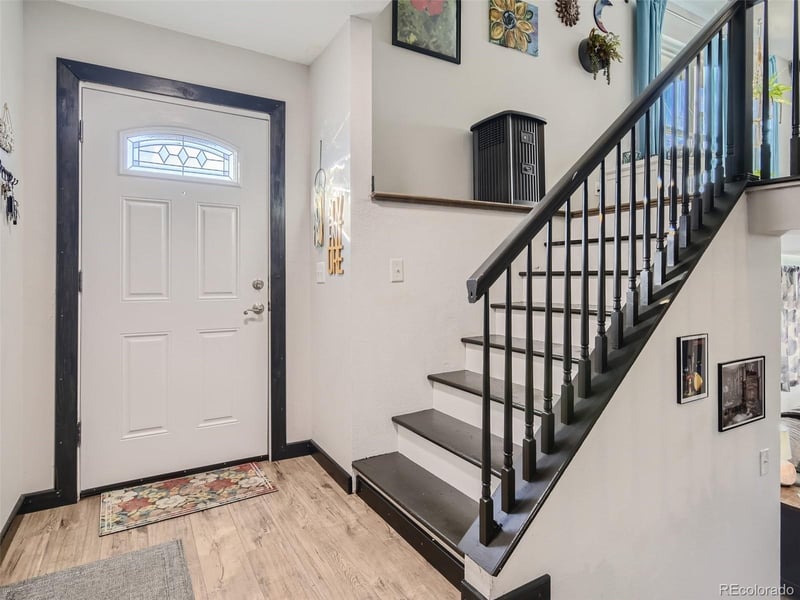 3742 S Lee Ct, Lakewood, CO 80235