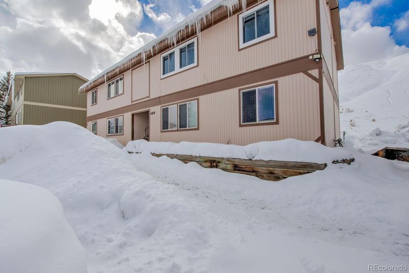 489 W 4th St #A, Silverthorne, CO 80498