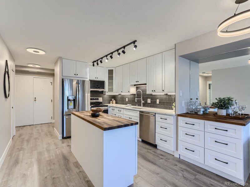 1551 Larimer St #2705, Denver, CO 80202