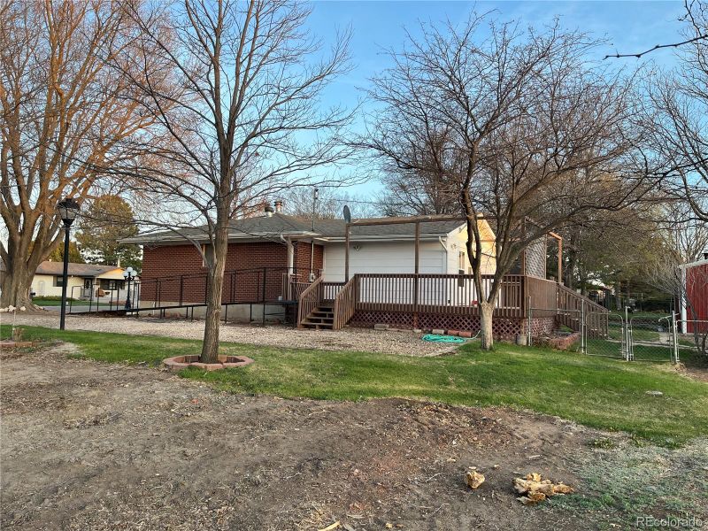 861 N 13th St, Burlington, CO 80807