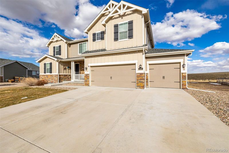 5605 En Joie Pl, Elizabeth, CO 80107