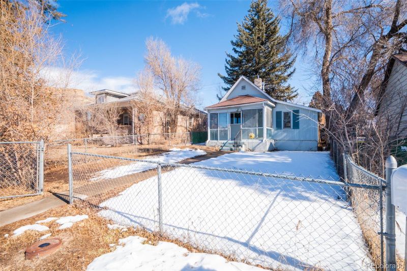418 Front St, Castle Rock, CO 80104