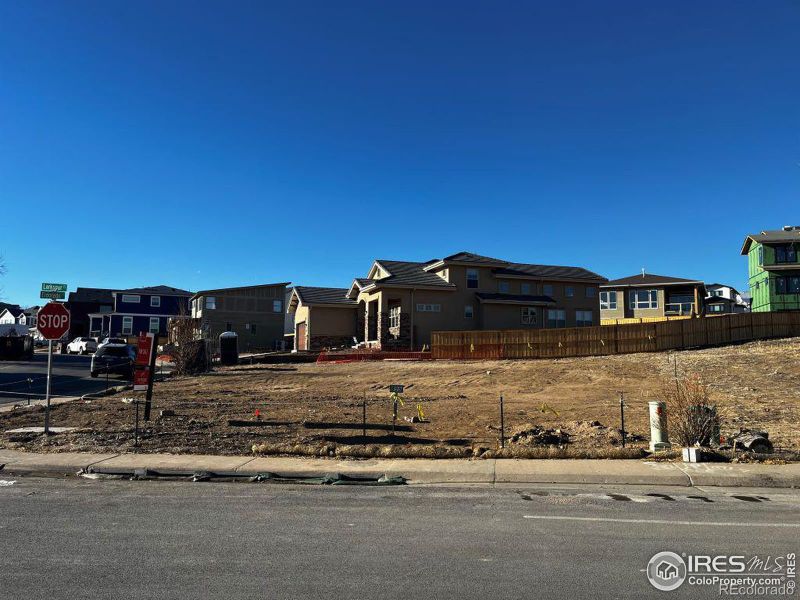 899 Larkspur Ct, Louisville, CO 80027
