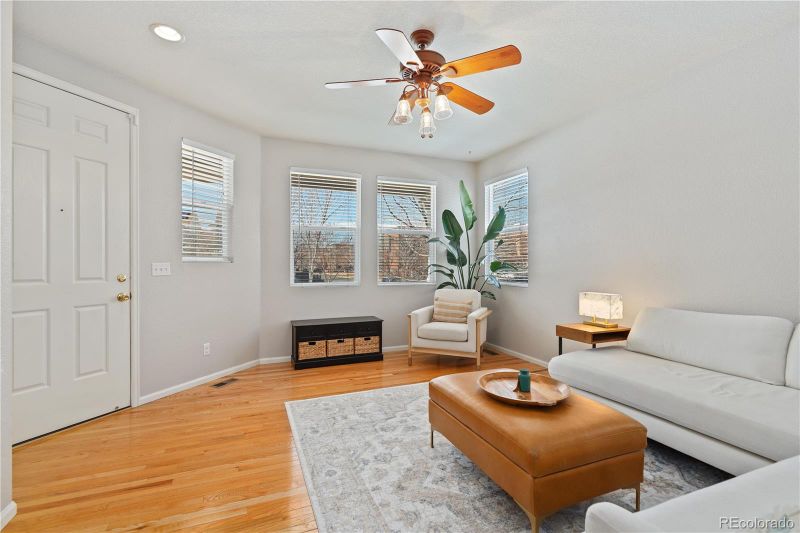 8912 E 29th Pl, Denver, CO 80238