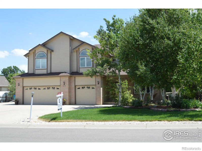 2290 Elmwood St, Berthoud, CO 80513