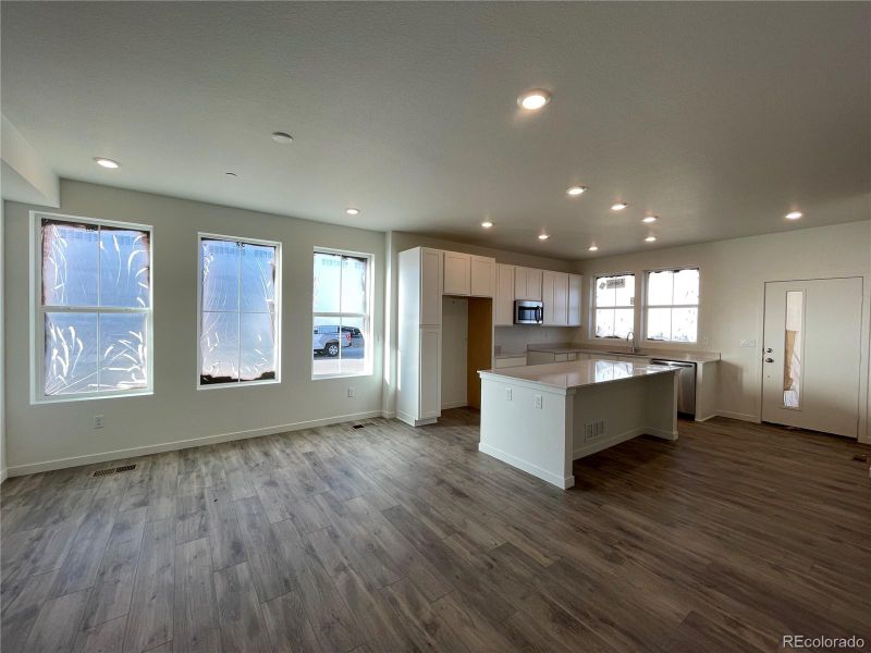 5475 Euclid Ct, Timnath, CO 80547
