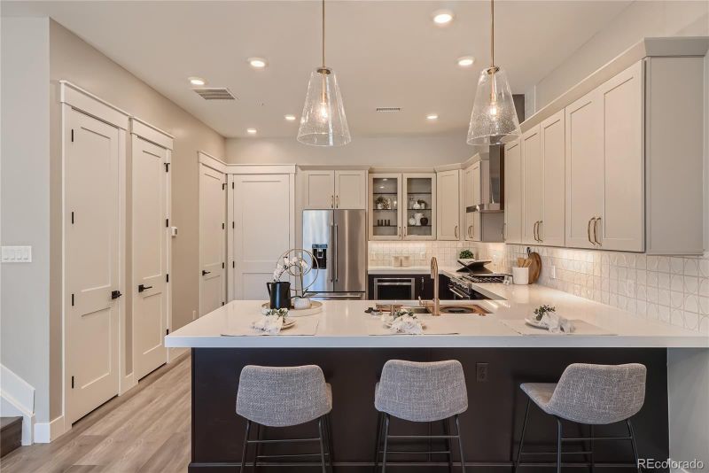 380 E Orchard Rd, Centennial, CO 80121