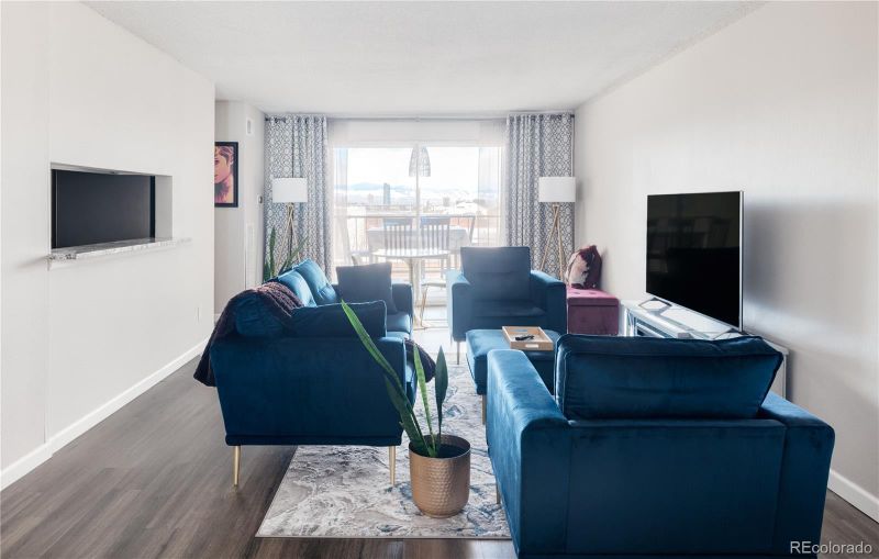 2 Adams St #703, Denver, CO 80206