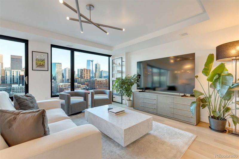 1750 Wewatta St #1302, Denver, CO 80202