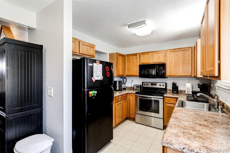 2935 Rose Hill St, Strasburg, CO 80136