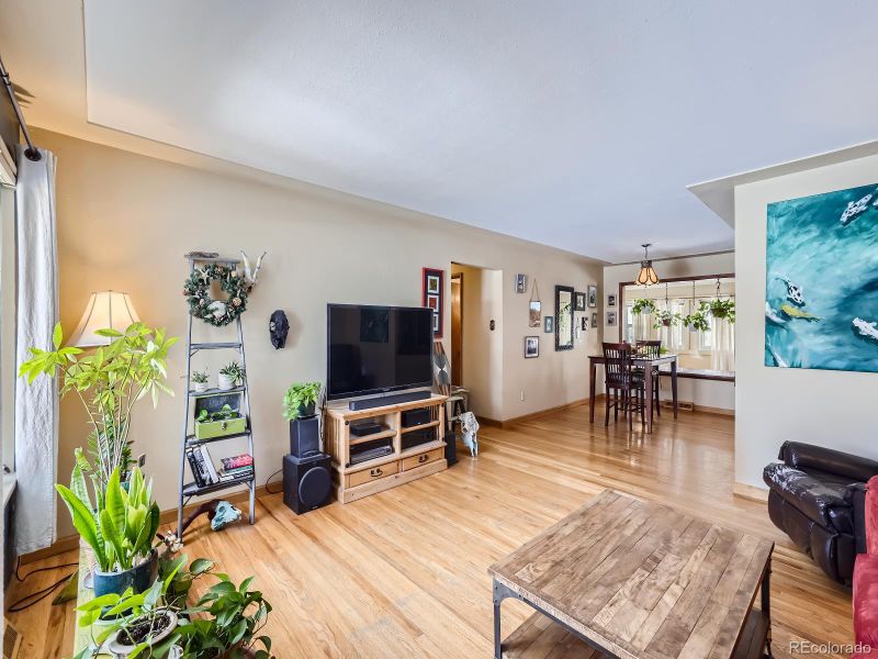 205 Pierce St, Lakewood, CO 80226