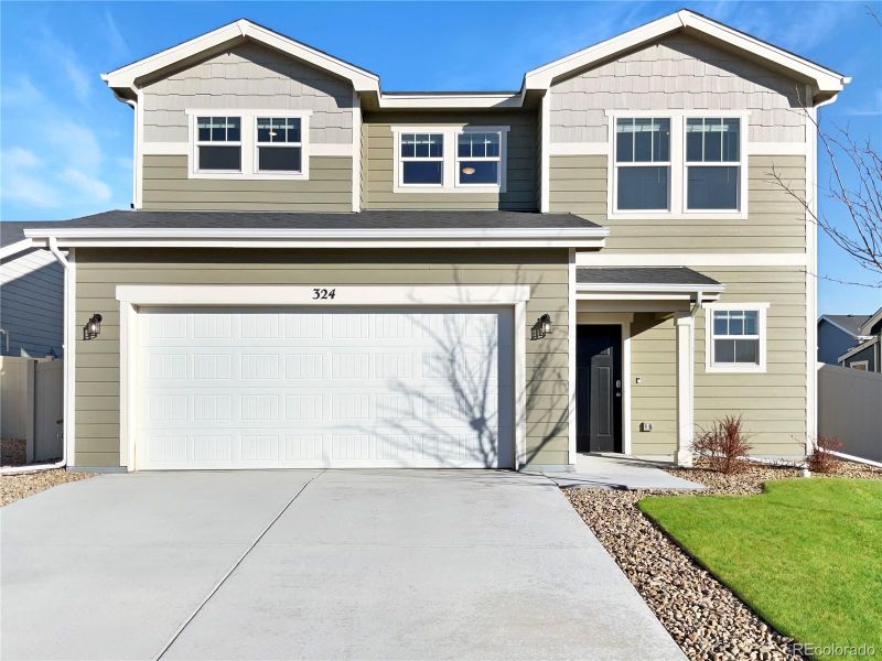 324 Pony Express Trl, Ault, CO 80610