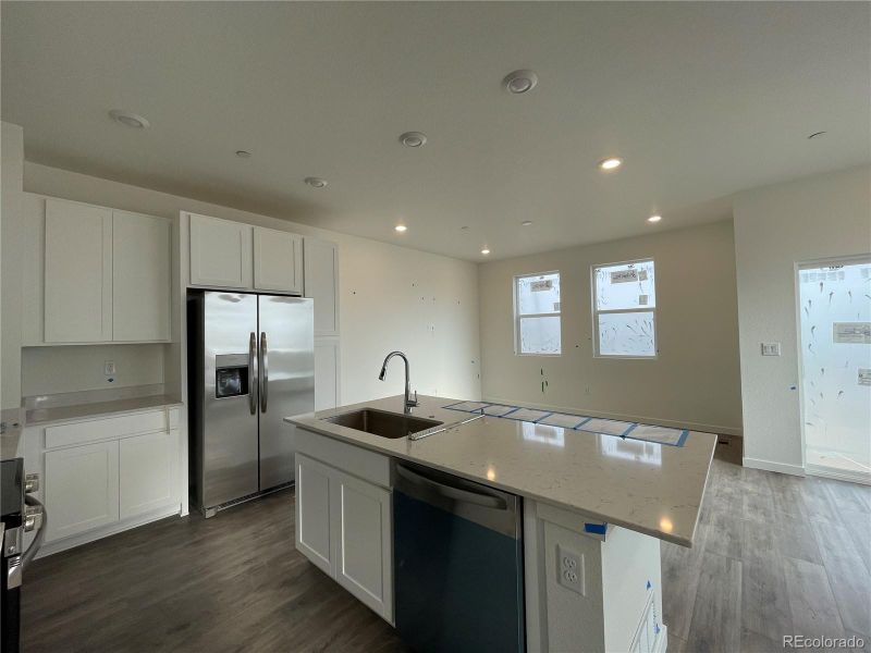 5492 Euclid Ct, Timnath, CO 80547