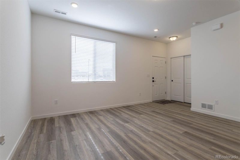 27713 E 1st Pl, Aurora, CO 80018