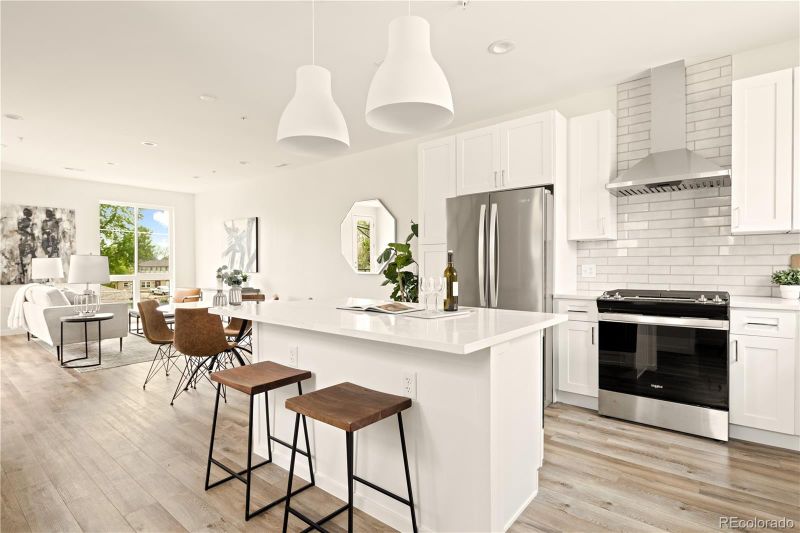 1058 Balsam St, Lakewood, CO 80214