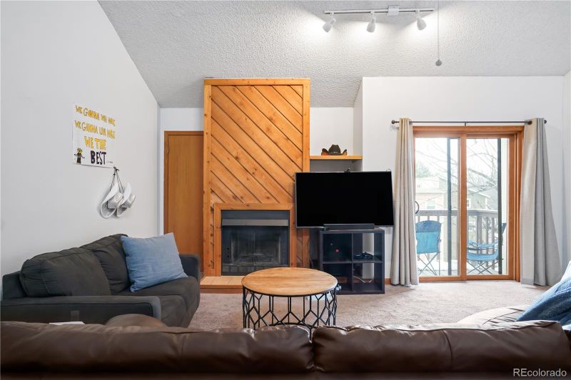 2882 Sundown Ln #305, Boulder, CO 80303