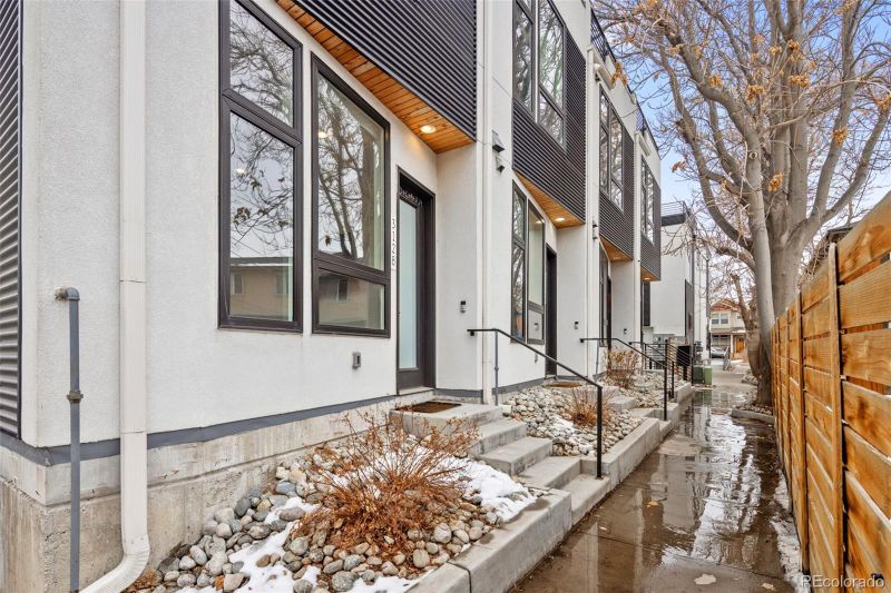 3128 N Gilpin St, Denver, CO 80205