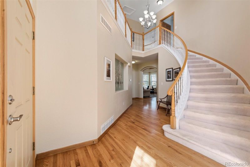 6259 Devinney Cir, Arvada, CO 80004
