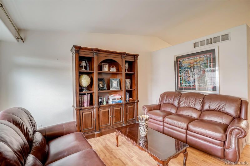 3760 S Lisbon Ct, Aurora, CO 80013