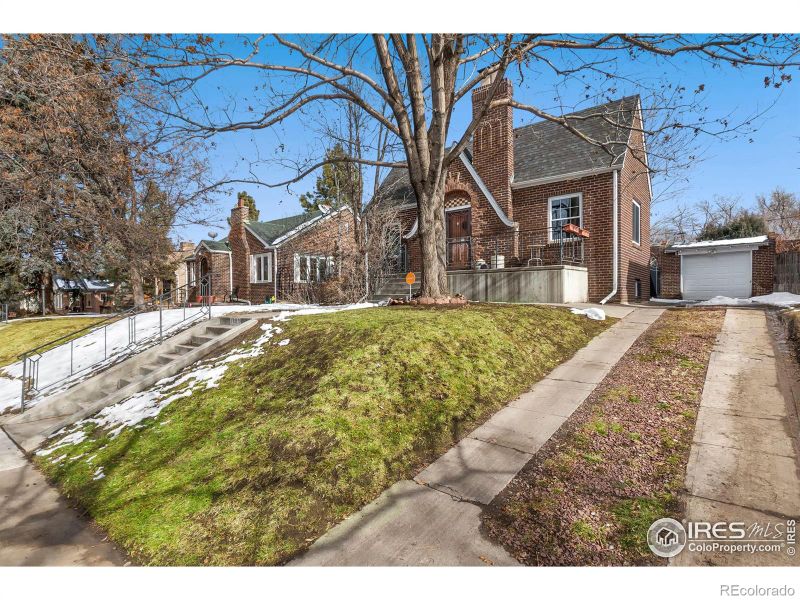 1220 Hudson St, Denver, CO 80220