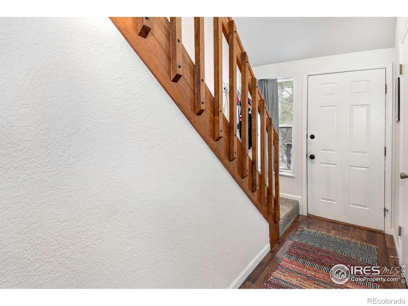 6223 Willow Ln, Boulder, CO 80301