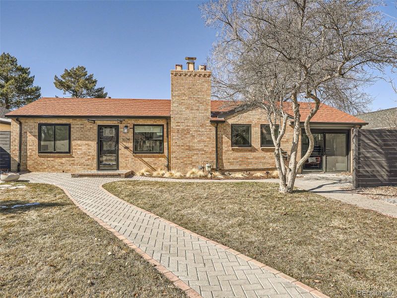 1075 Locust St, Denver, CO 80220