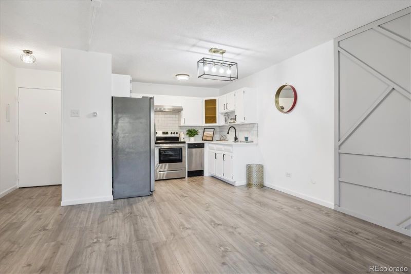 620 S Alton Way #9B, Denver, CO 80247