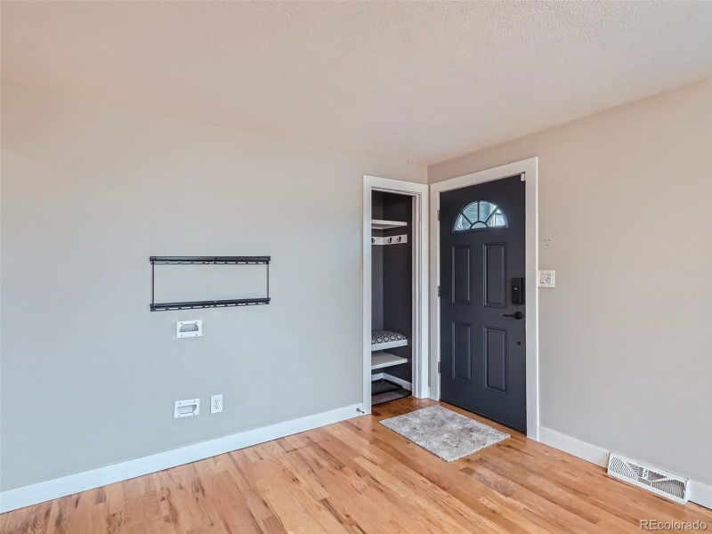 1130 W 44th Ave, Denver, CO 80211