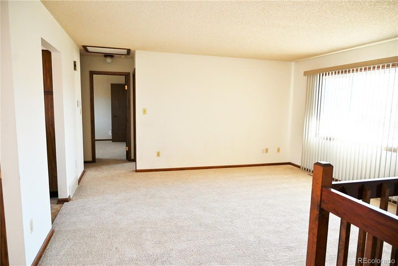 900 Columbine Dr, Windsor, CO 80550