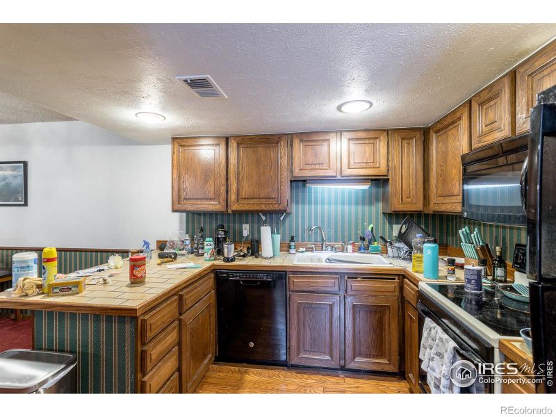 1085 Fairway Ct #B, Boulder, CO 80303