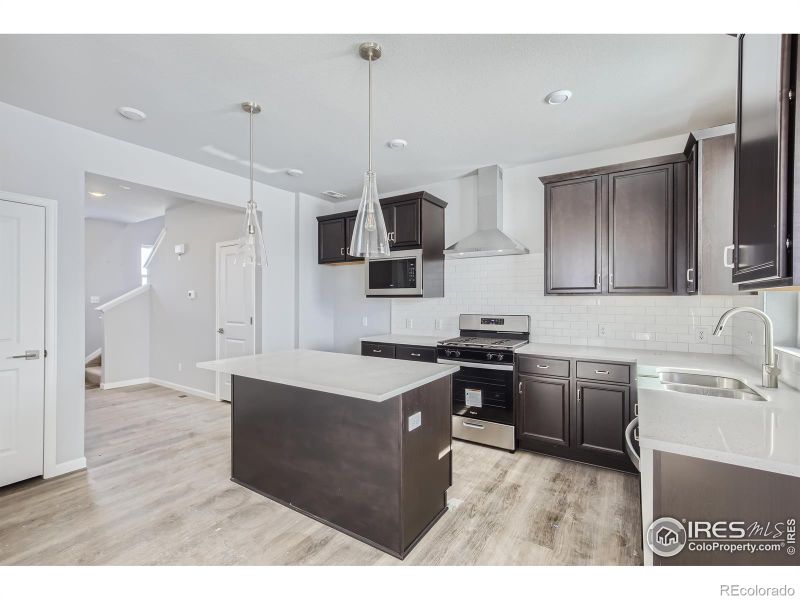 2103 Arborwood Ln, Fort Collins, CO 80524