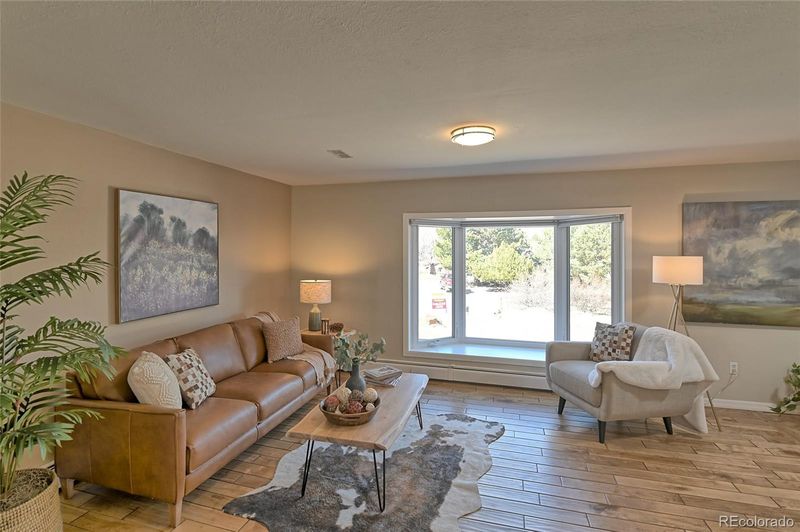 2051 Crestvue Cir, Golden, CO 80401