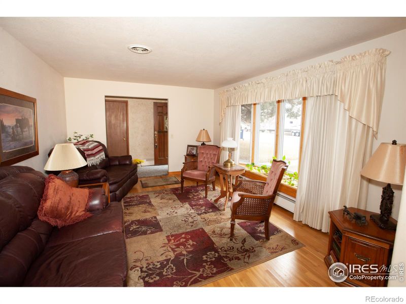122 Highland Ave, Sterling, CO 80751