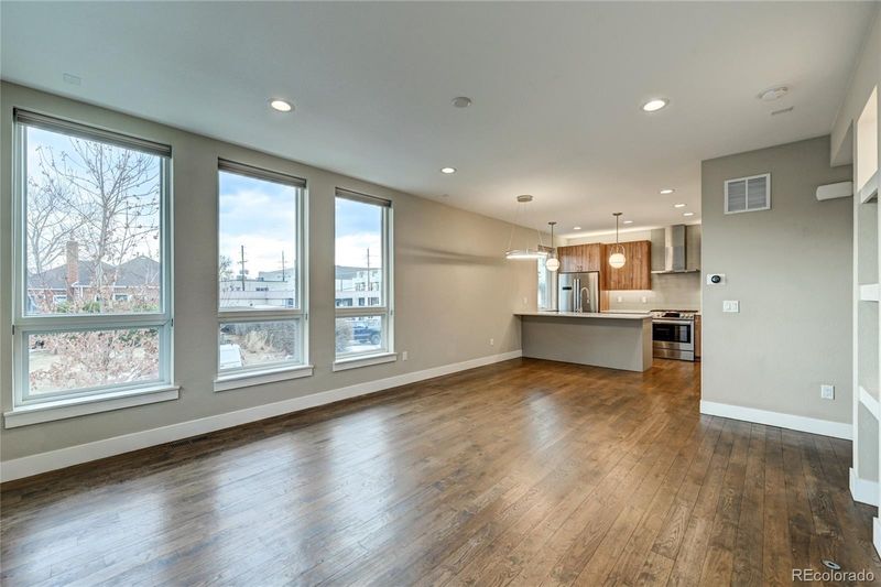 780 Bellaire St, Denver, CO 80220