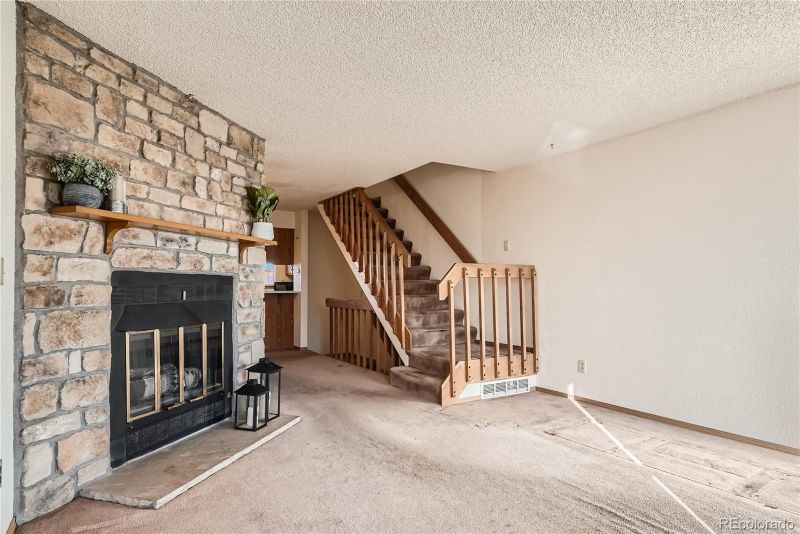 8215 S Fillmore Cir, Centennial, CO 80122