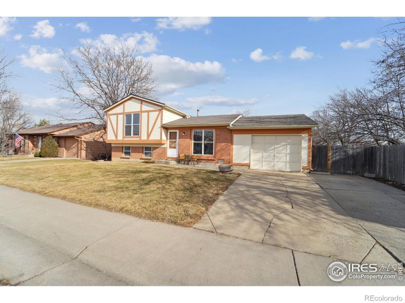 1202 Alexandria St, Lafayette, CO 80026