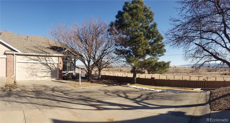 8565 S Upham Way, Littleton, CO 80128