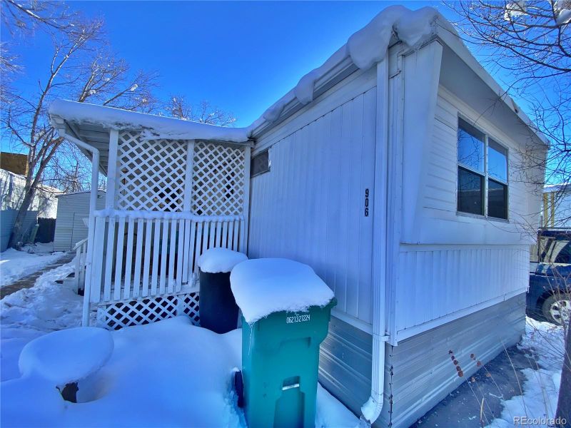 15150 S Golden Rd Lot 906, Golden, CO 80401