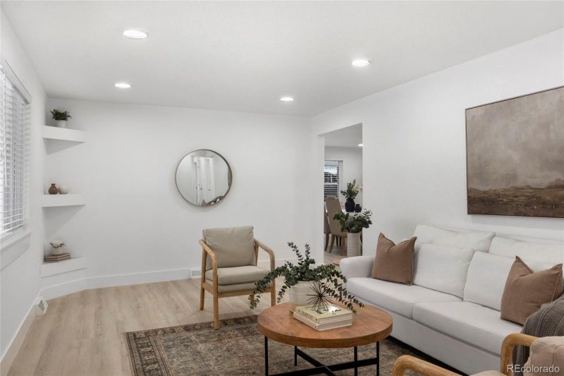 9831 W 76th Pl, Arvada, CO 80005
