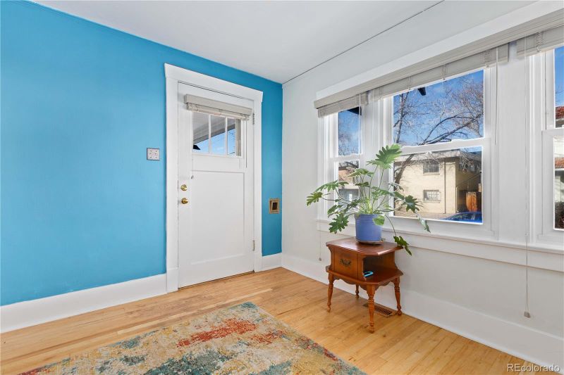 614 E Ellsworth Ave, Denver, CO 80209