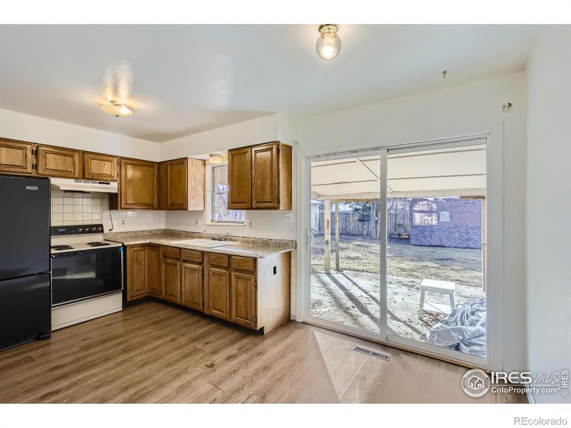 421 N Impala Dr, Fort Collins, CO 80521