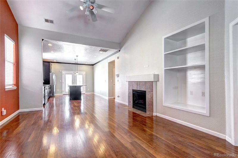 138 S Granby Ct, Aurora, CO 80012