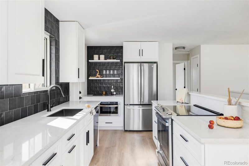 3291 S Emerson St, Englewood, CO 80113