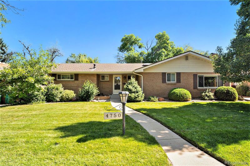 4750 Upham St, Wheat Ridge, CO 80033