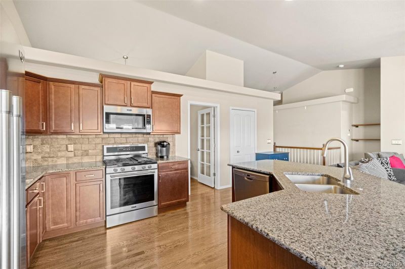 7437 Cat Tail Creek Dr, Colorado Springs, CO 80923